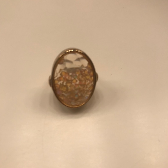 Sparkly statement ring - Picture 3 of 3